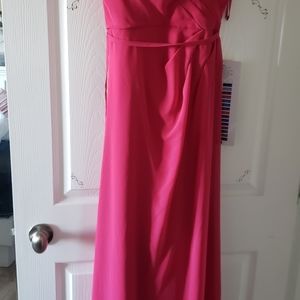 Beautiful Berry colored dress - ALL my closet is OBO to go!!!!